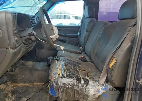 2002 Chevrolet Silverado C1500 z USA, uszkodzony, nr VIN 1GCEC14W72Z290236